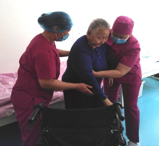 Сувилахуйн үйлчилгээ - Өвчтөнтэй ажиллах